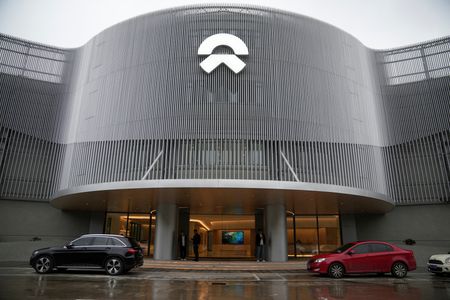 tagreuters.com2023binary_LYNXMPEJ6701J-VIEWIMAGE