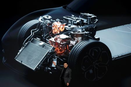 tagreuters.com2023binary_LYNXMPEJBR04J-VIEWIMAGE