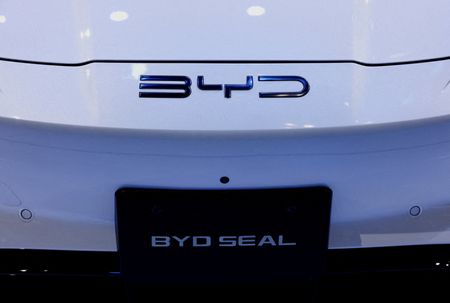 tagreuters.com2024binary_LYNXMPEK0H077-VIEWIMAGE