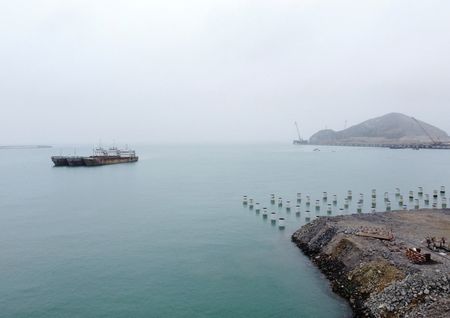 tagreuters.com2024binary_LYNXMPEK460VD-VIEWIMAGE