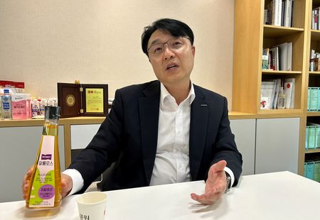 tagreuters.com2024binary_LYNXMPEKA406G-VIEWIMAGE