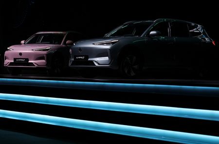 tagreuters.com2024binary_LYNXMPEKBF0FL-VIEWIMAGE