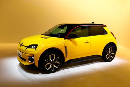 tagreuters.com2024binary_LYNXNPEK1P0BJ-VIEWIMAGE