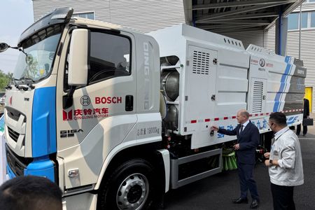 tagreuters.com2024binary_LYNXNPEK3D039-VIEWIMAGE