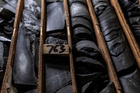 tagreuters.com2025binary_LYNXMPEL010BK-VIEWIMAGE