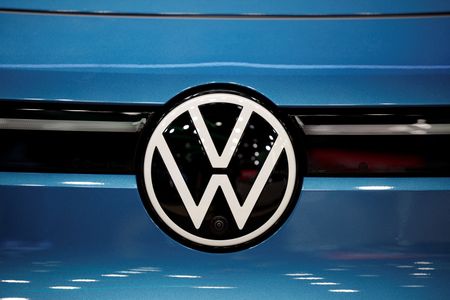 tagreuters.com2025binary_LYNXMPEL0G0PI-VIEWIMAGE