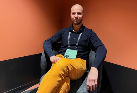 tagreuters.com2025binary_LYNXMPEL1205B-VIEWIMAGE