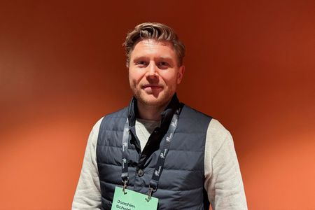 tagreuters.com2025binary_LYNXMPEL1205C-VIEWIMAGE