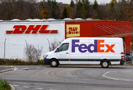 tagreuters.com2025binary_LYNXMPEL15105-VIEWIMAGE