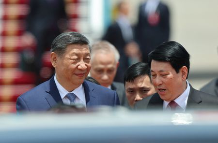 tagreuters.com2025binary_LYNXMPEL3D05V-VIEWIMAGE