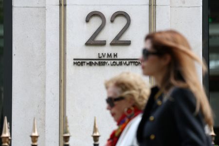 tagreuters.com2025binary_LYNXMPEL3D0QC-VIEWIMAGE