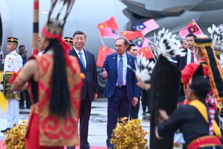 tagreuters.com2025binary_LYNXMPEL3E0HD-VIEWIMAGE