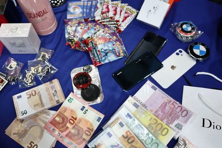 tagreuters.com2025binary_LYNXMPEL3S0MA-VIEWIMAGE