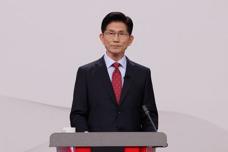 tagreuters.com2025binary_LYNXMPEL4I08F-VIEWIMAGE