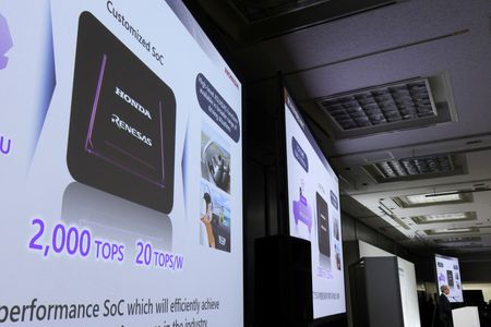 tagreuters.com2025binary_LYNXMPEL4J08B-VIEWIMAGE