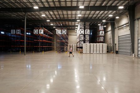 tagreuters.com2025binary_LYNXMPEL4K02S-VIEWIMAGE