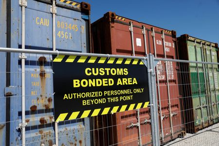 tagreuters.com2025binary_LYNXMPEL4K02Y-VIEWIMAGE