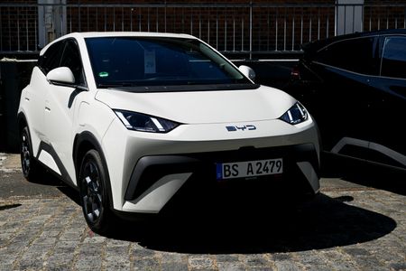 tagreuters.com2025binary_LYNXMPEL4K0JA-VIEWIMAGE