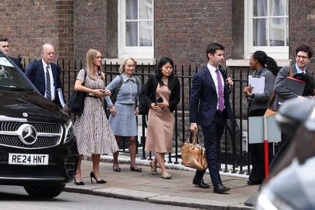 tagreuters.com2025binary_LYNXMPEL580EY-VIEWIMAGE