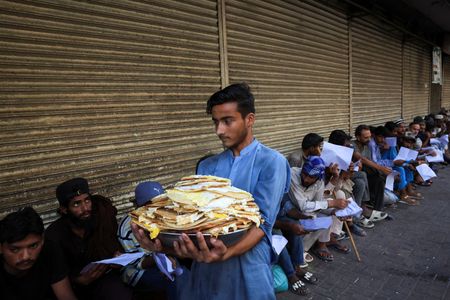 tagreuters.com2025binary_LYNXMPEL590AG-VIEWIMAGE