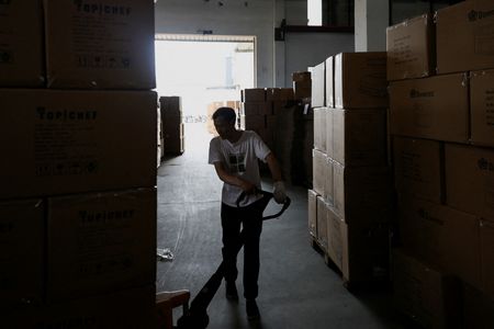 tagreuters.com2025binary_LYNXMPEL5A0DI-VIEWIMAGE