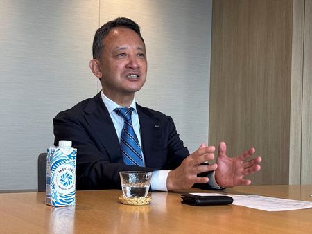 tagreuters.com2025binary_LYNXMPEL5A129-VIEWIMAGE