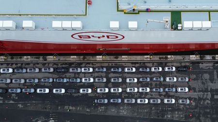 tagreuters.com2025binary_LYNXMPEL5I0AZ-VIEWIMAGE