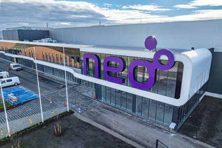 tagreuters.com2025binary_LYNXMPEL601TK-VIEWIMAGE