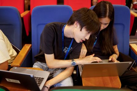 tagreuters.com2025binary_LYNXMPEL7304O-VIEWIMAGE