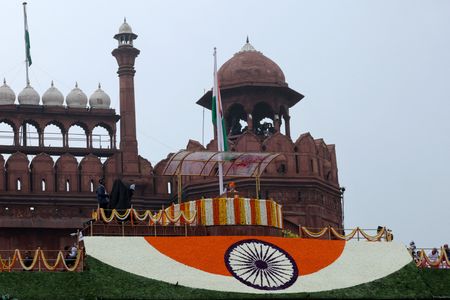 tagreuters.com2025binary_LYNXMPEL7E05D-VIEWIMAGE