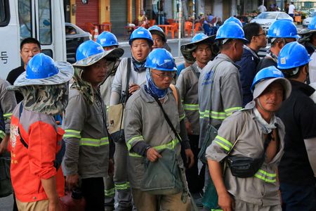 tagreuters.com2025binary_LYNXMPEL8302W-VIEWIMAGE