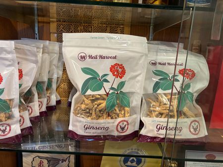 tagreuters.com2025binary_LYNXMPEL9M0G2-VIEWIMAGE