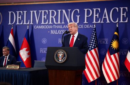 tagreuters.com2025binary_LYNXMPEL9Q05H-VIEWIMAGE