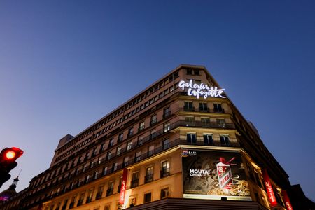 tagreuters.com2025binary_LYNXMPELAN088-VIEWIMAGE