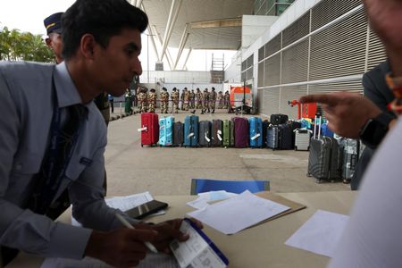 tagreuters.com2025binary_LYNXMPELB506W-VIEWIMAGE