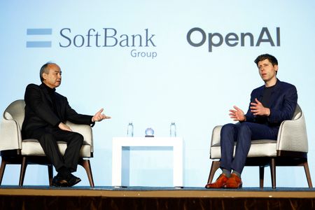 tagreuters.com2025binary_LYNXNPEL20158-VIEWIMAGE