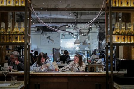 tagreuters.com2025binary_LYNXNPEL38162-VIEWIMAGE