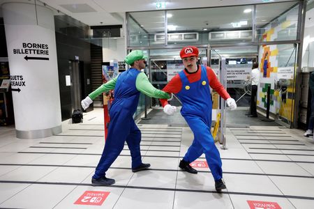 tagreuters.com2025binary_LYNXNPEL54010-VIEWIMAGE