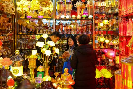 tagreuters.com2025binary_LYNXNPEL8901Y-VIEWIMAGE