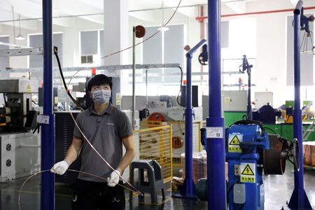 tagreuters.com2025binary_LYNXNPEL8T03O-VIEWIMAGE