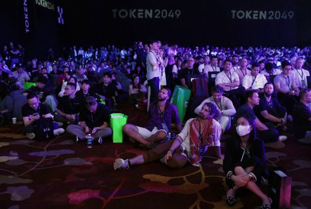 tagreuters.com2025binary_LYNXNPEL910CI-VIEWIMAGE