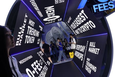 tagreuters.com2025binary_LYNXNPEL910CK-VIEWIMAGE