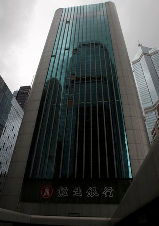 tagreuters.com2025binary_LYNXNPEL9800Y-VIEWIMAGE