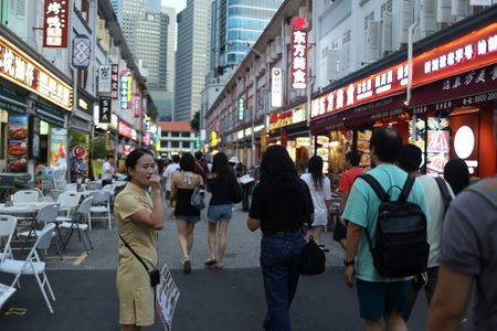 tagreuters.com2025binary_LYNXNPEL9B0BX-VIEWIMAGE