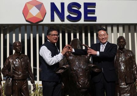 tagreuters.com2025binary_LYNXNPEL9D06R-VIEWIMAGE