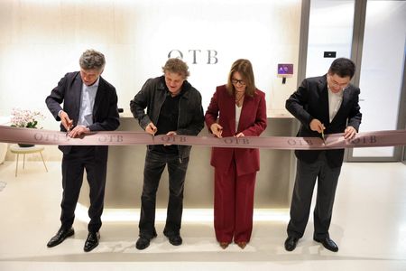 tagreuters.com2025binary_LYNXNPEL9G01V-VIEWIMAGE