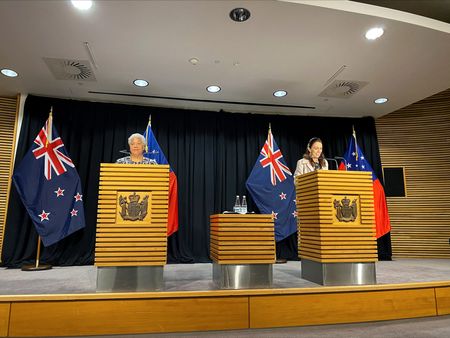 tagreuters.com2022binary_LYNXMPEI5D0AZ-VIEWIMAGE