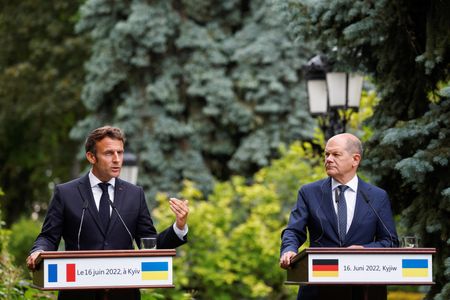 tagreuters.com2022binary_LYNXMPEI5F0Q4-VIEWIMAGE