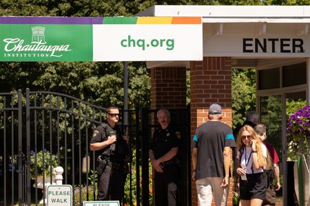 tagreuters.com2022binary_LYNXMPEI7B0VU-VIEWIMAGE