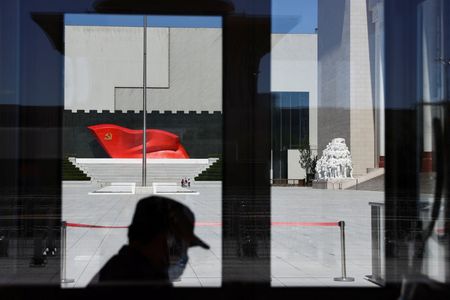 tagreuters.com2022binary_LYNXMPEI7U07O-VIEWIMAGE